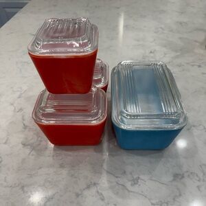 Vintage PYREX Refrigerator Dish Set Red & Blue Glass Lids MCM